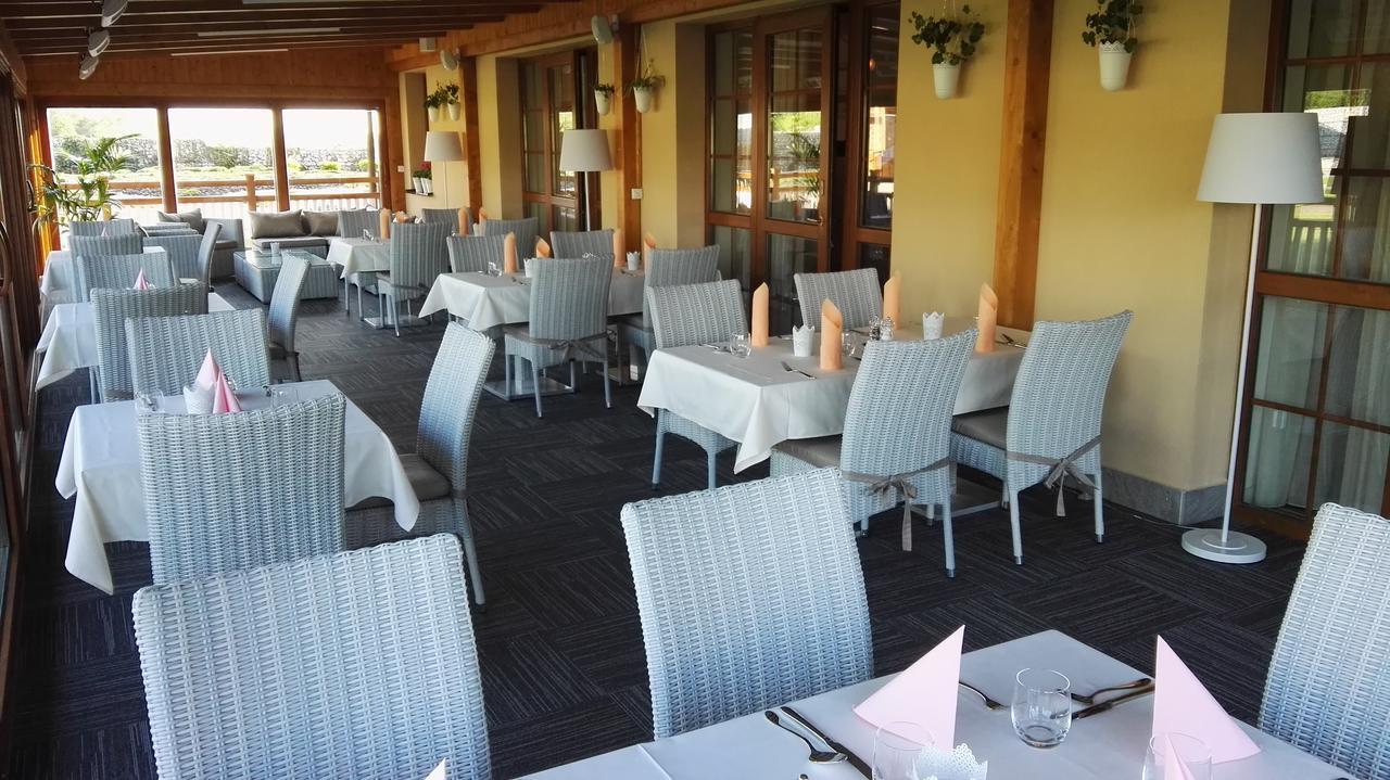 Malvazia Hotel Prievaly Ngoại thất bức ảnh